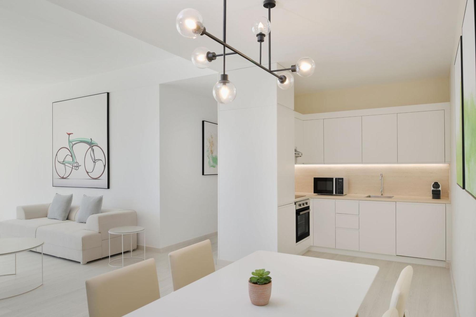 Element By Westin West Bay Khách sạn 5*