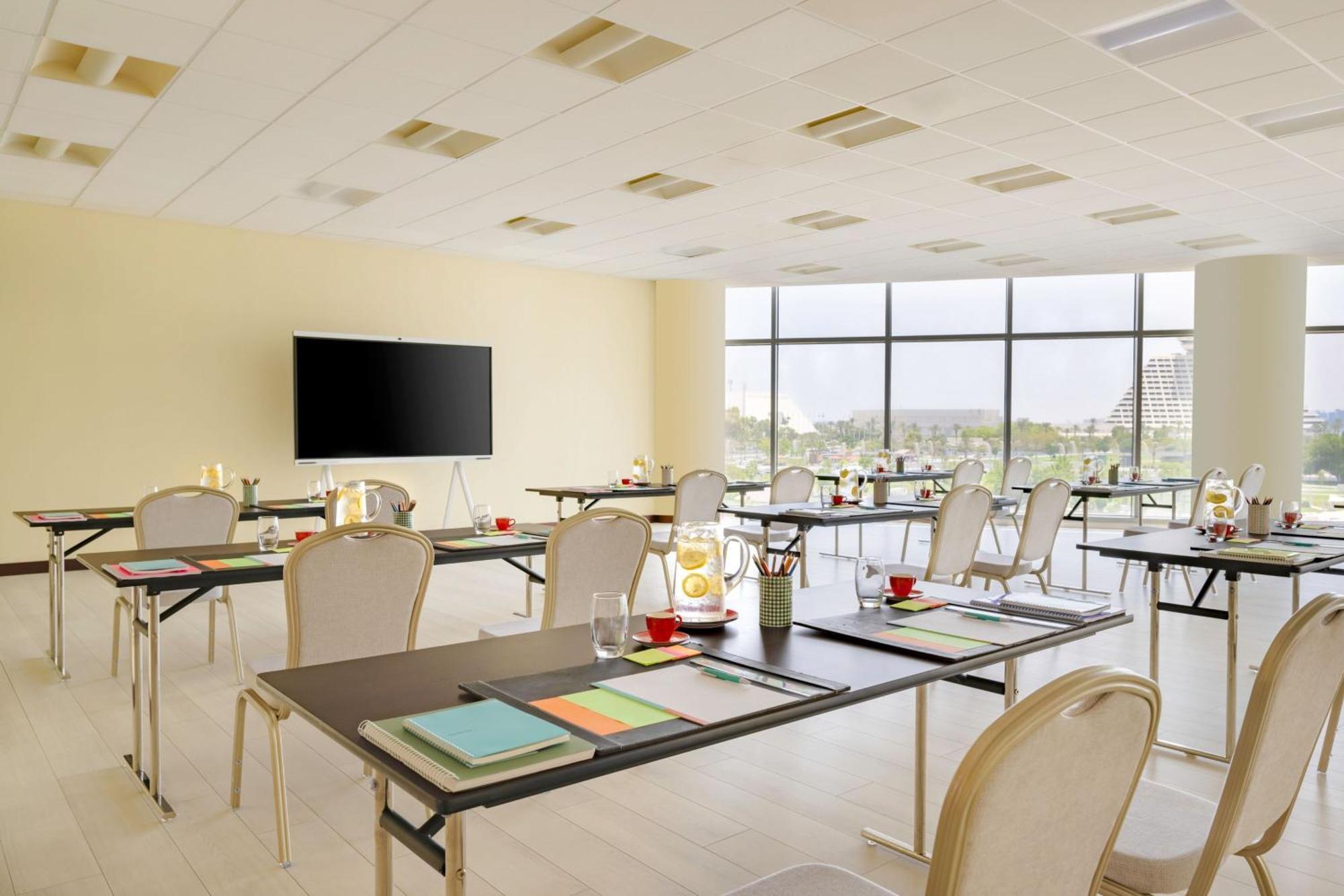 Le Meridien Center 5*