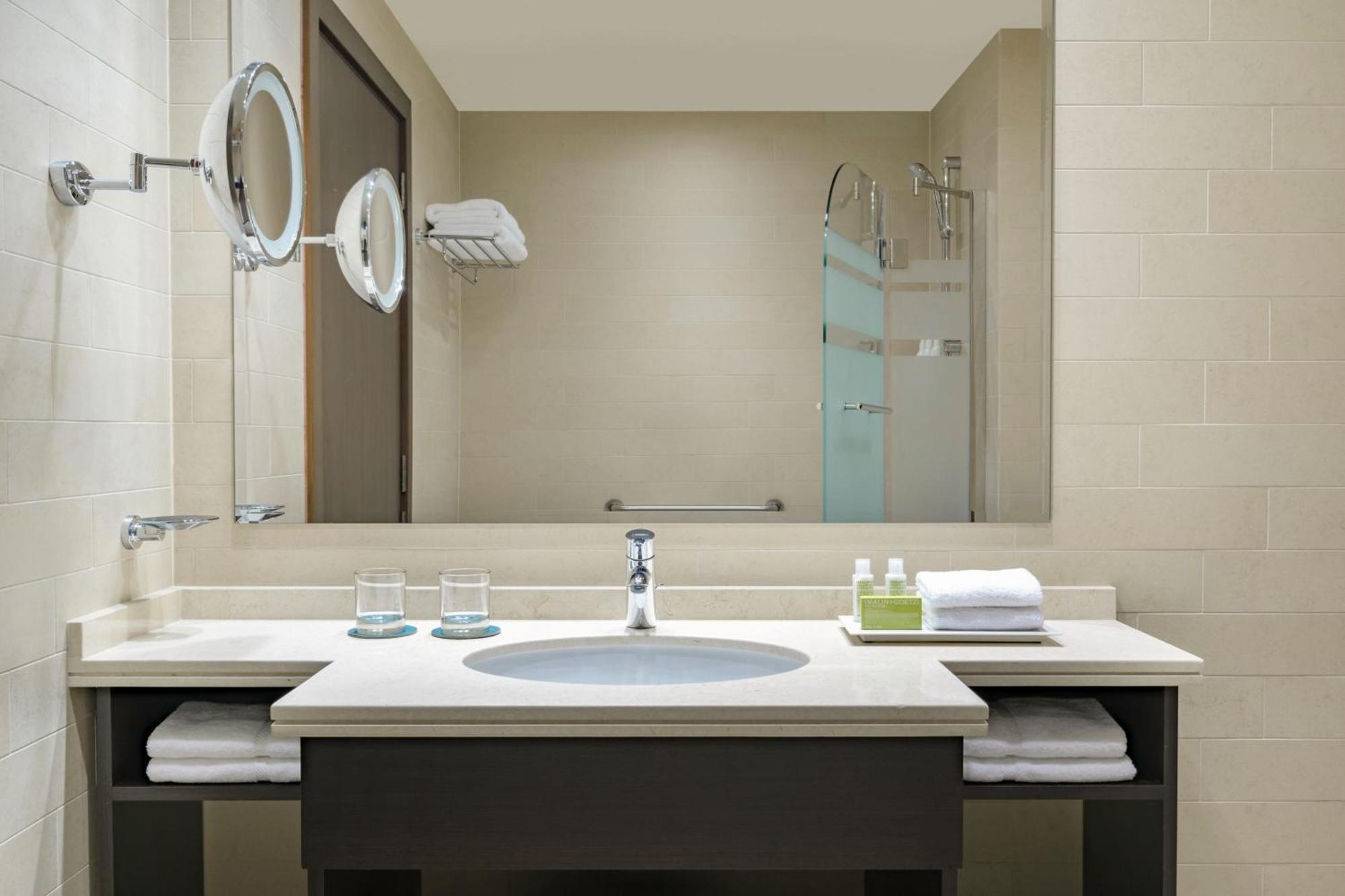 Hotel Le Meridien Center