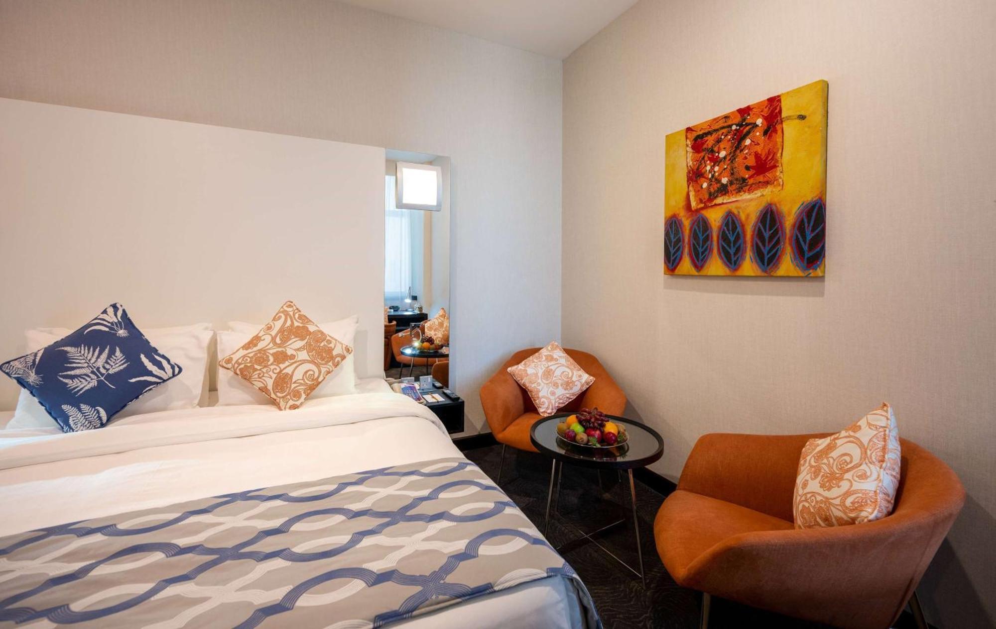Khách sạn Ramada Encore By Wyndham Doha