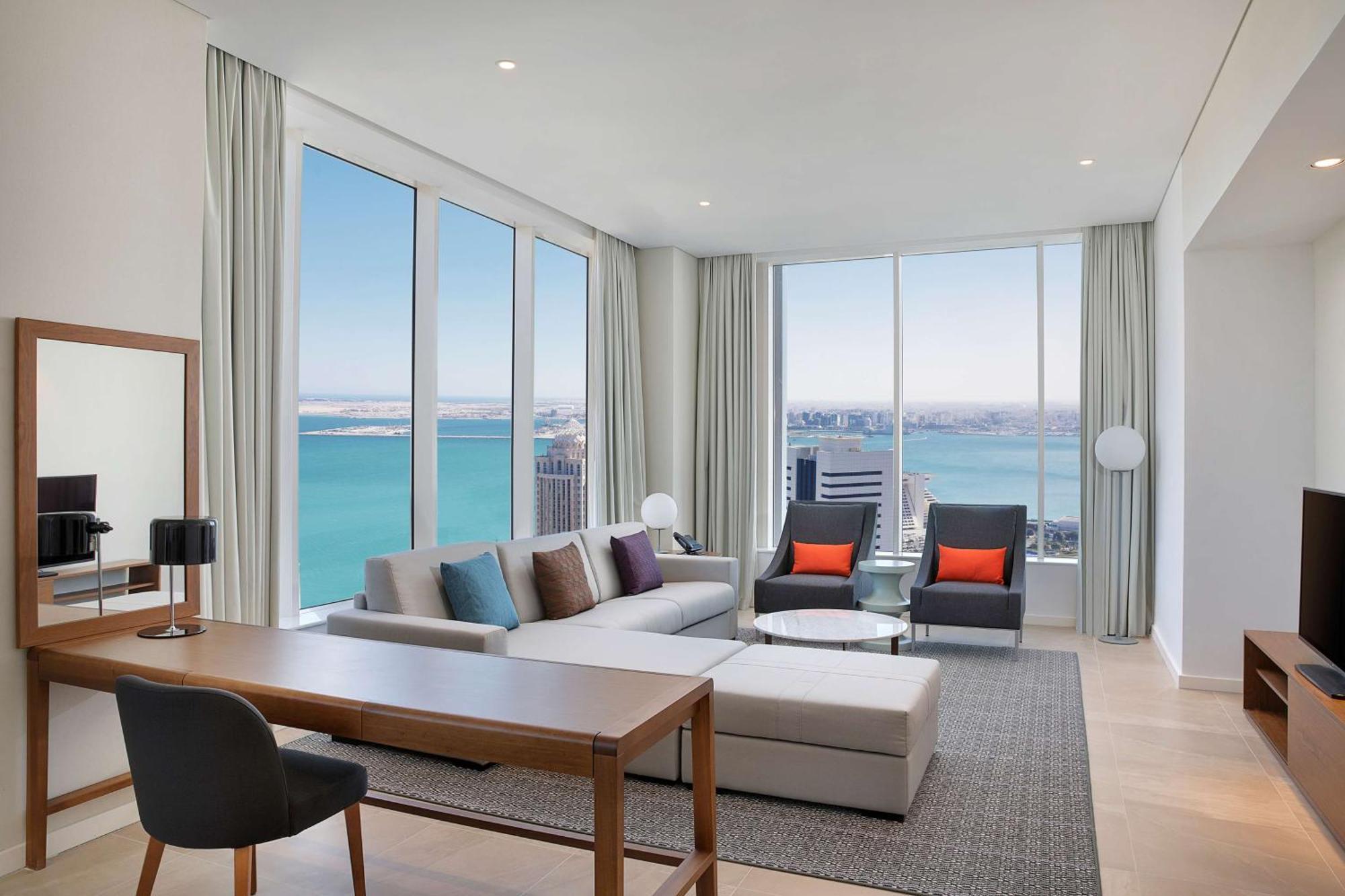 Aleph Residences, Curio Collection By Hilton Aparthotel 5*