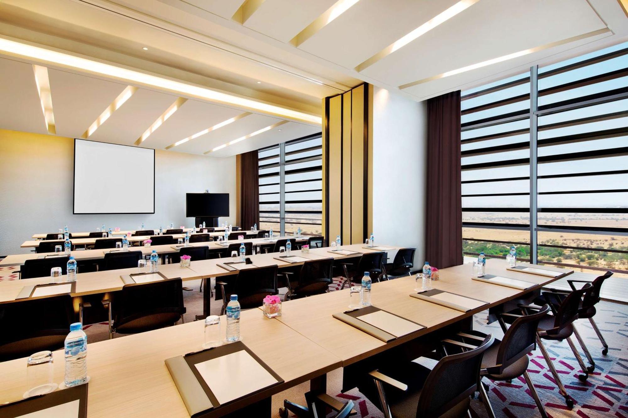 Hotel Alrayyan Doha, Curio Collection By Hilton Al Rayyan