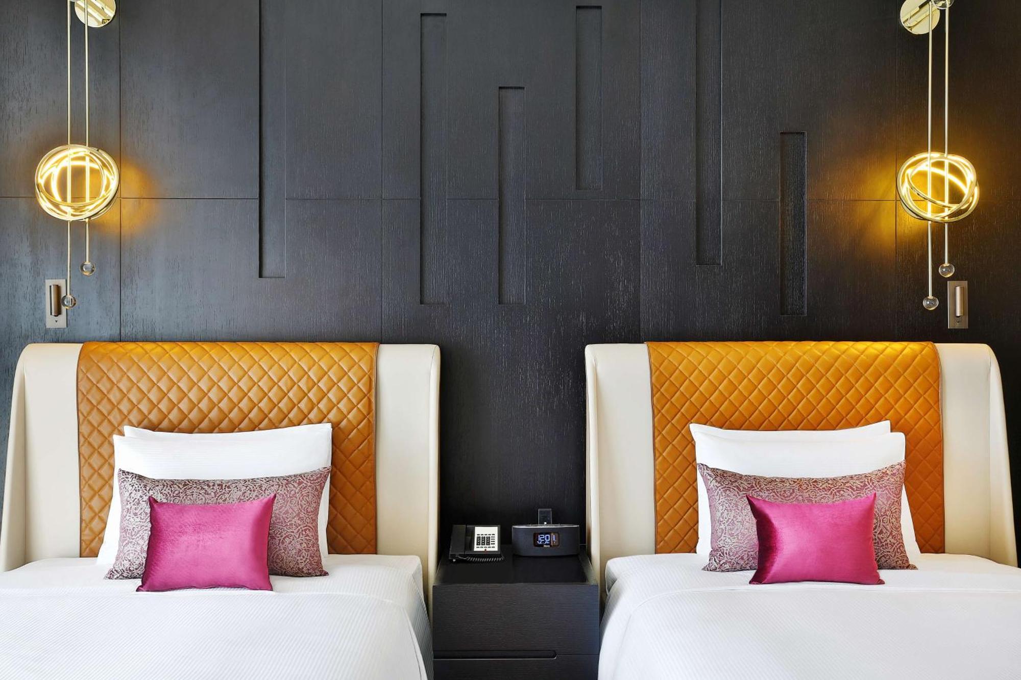 Alrayyan Doha, Curio Collection By Hilton Al Rayyan