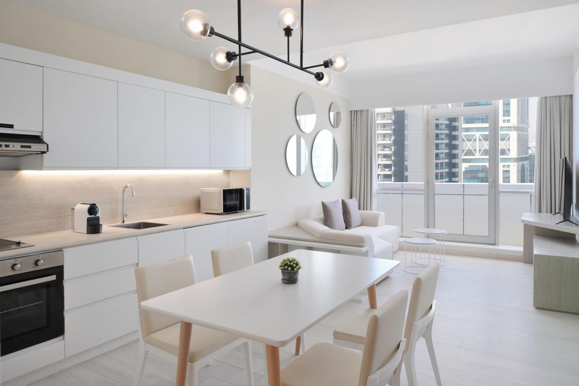Element By Westin West Bay Khách sạn