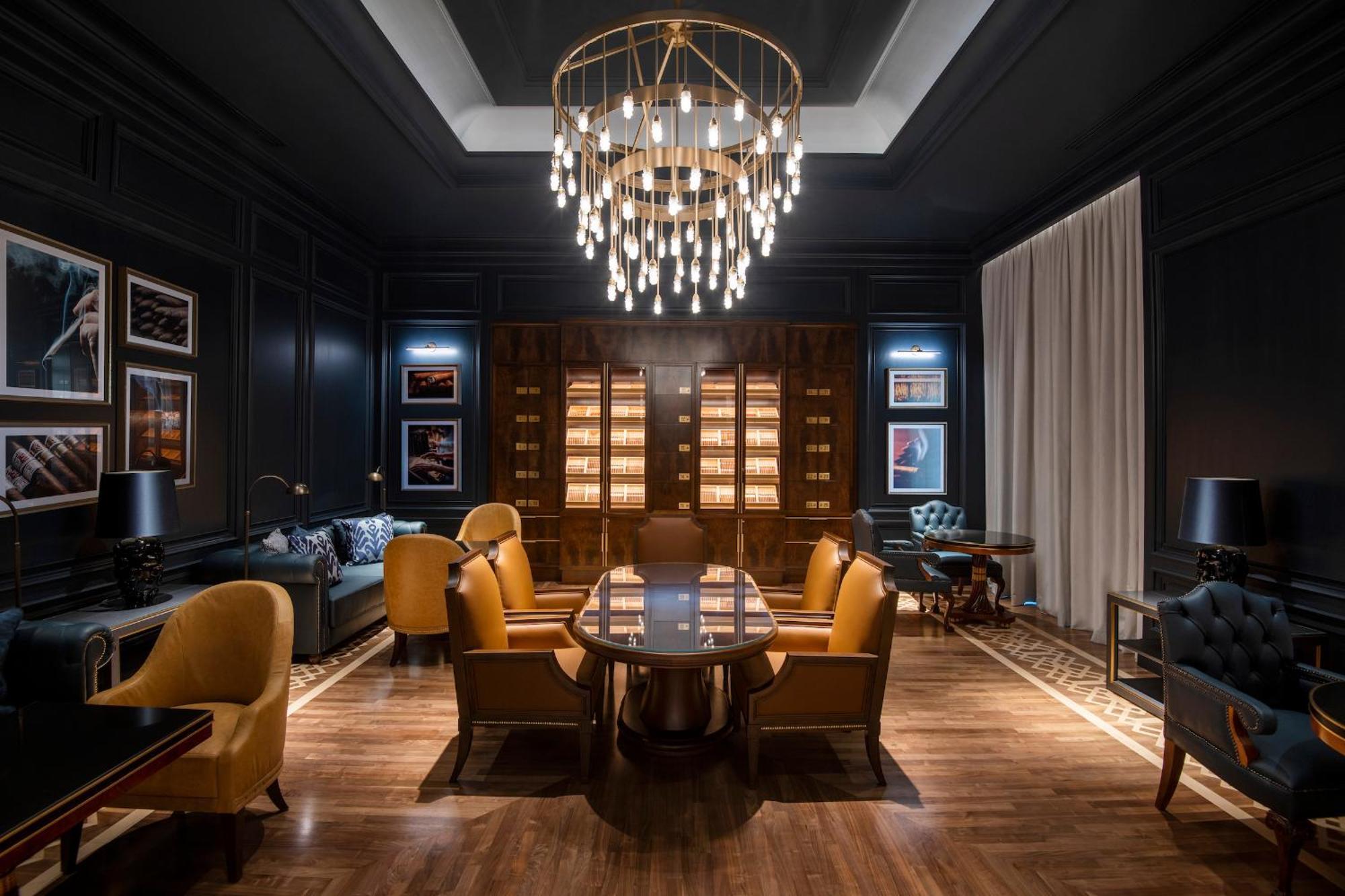 Four Seasons 5*