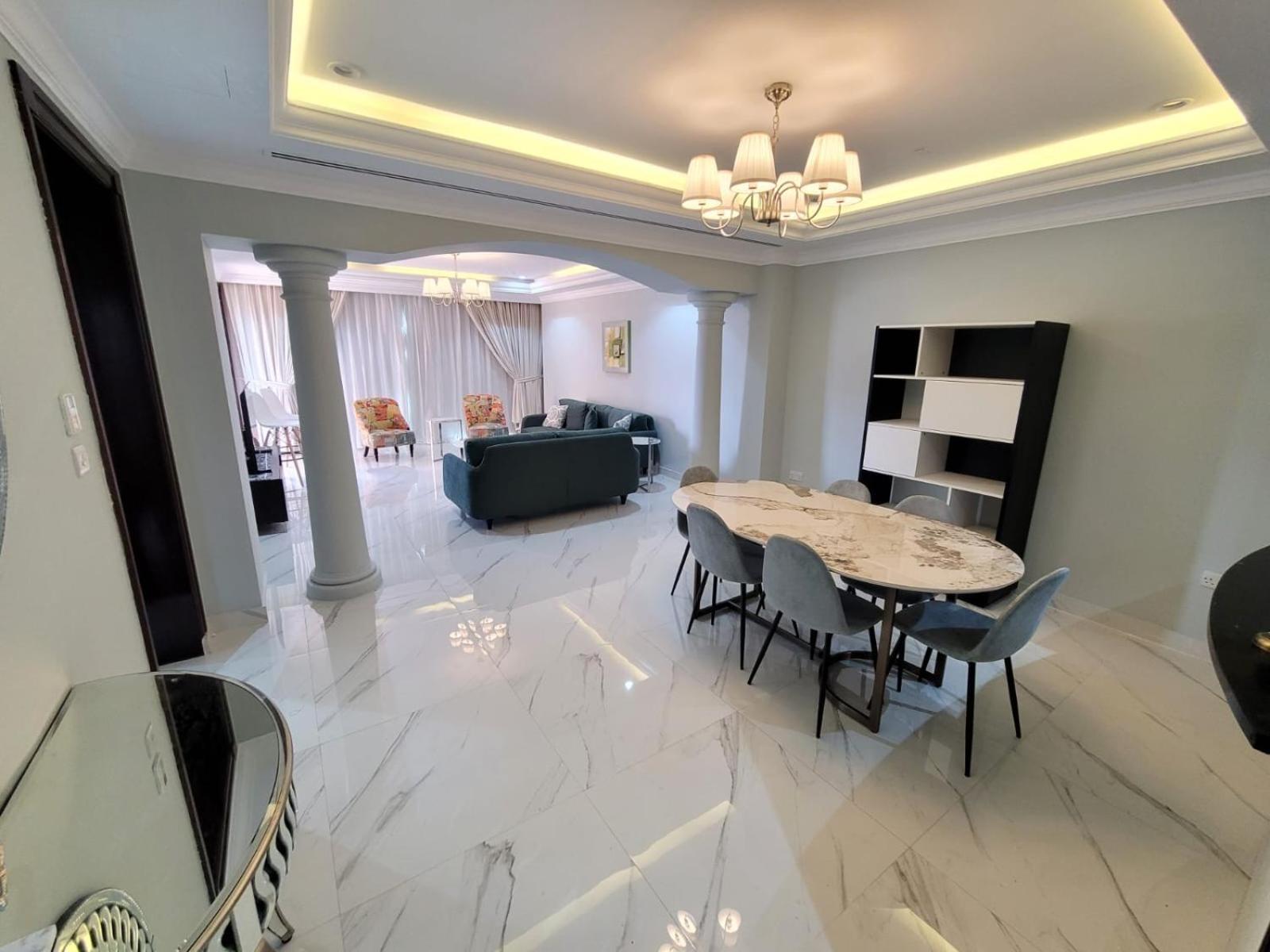 Apartment 2 Bhk Townhouse At Pearl