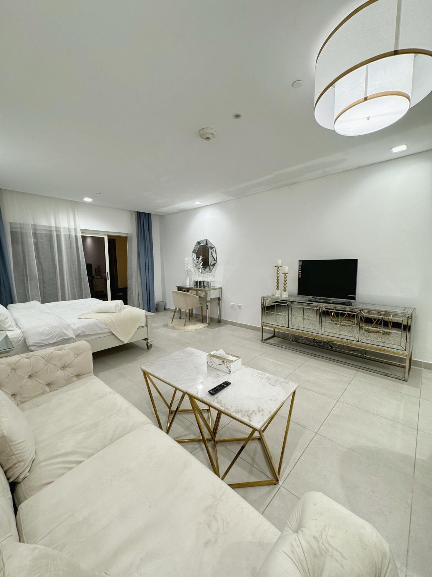 Studio With Beach Access Viva Bahriya, Pearl Qatar Apartamento