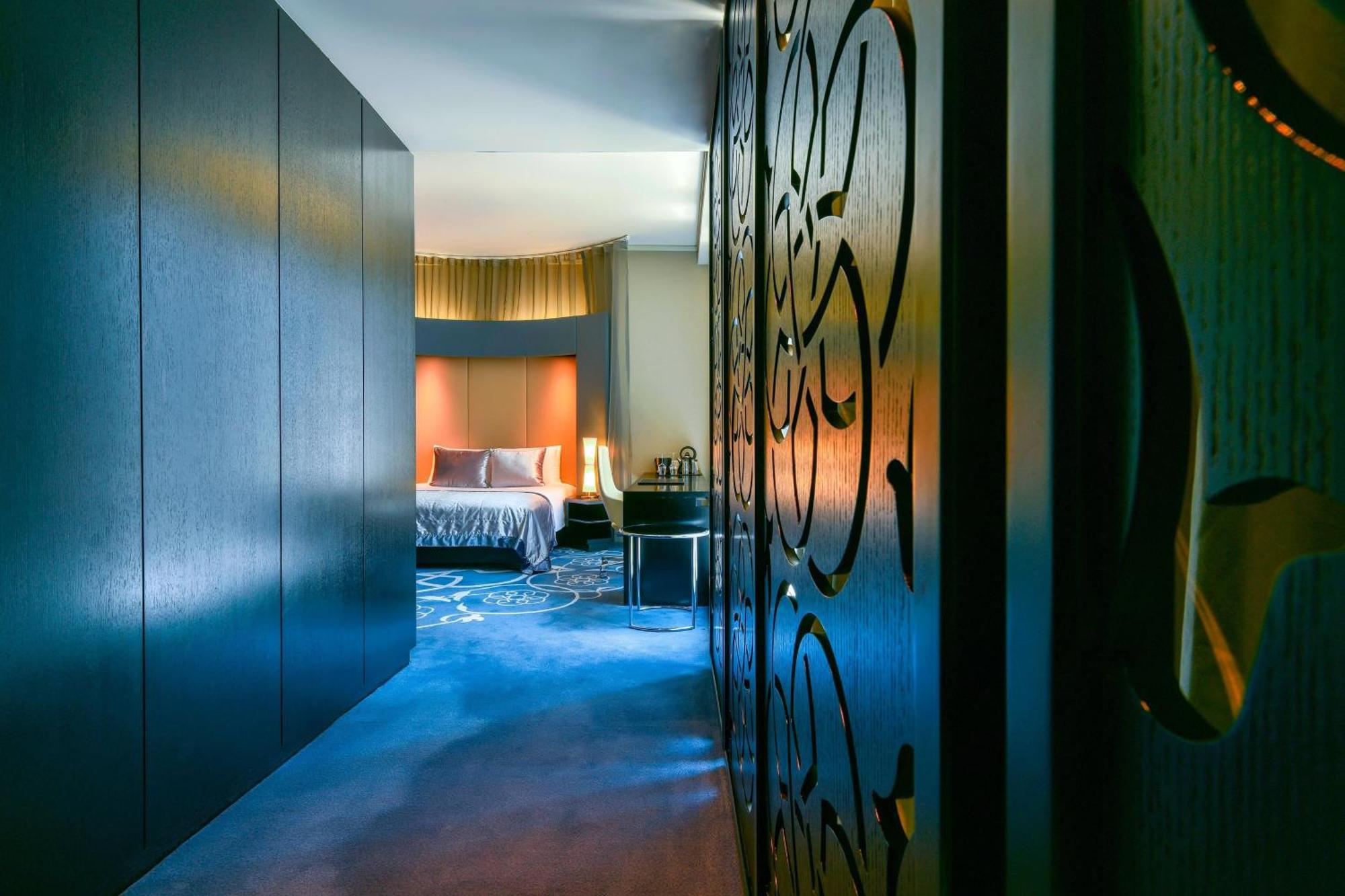 Hotel W 5*