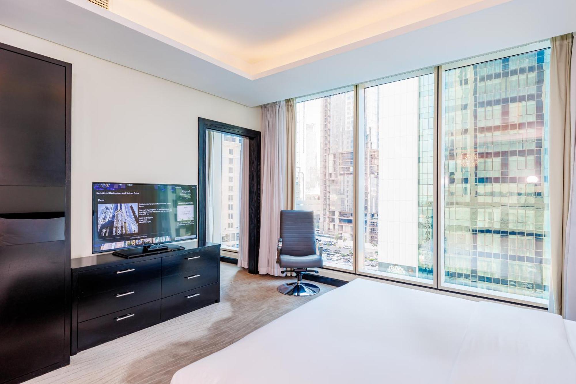Kempinski Residences & Suites, 5*