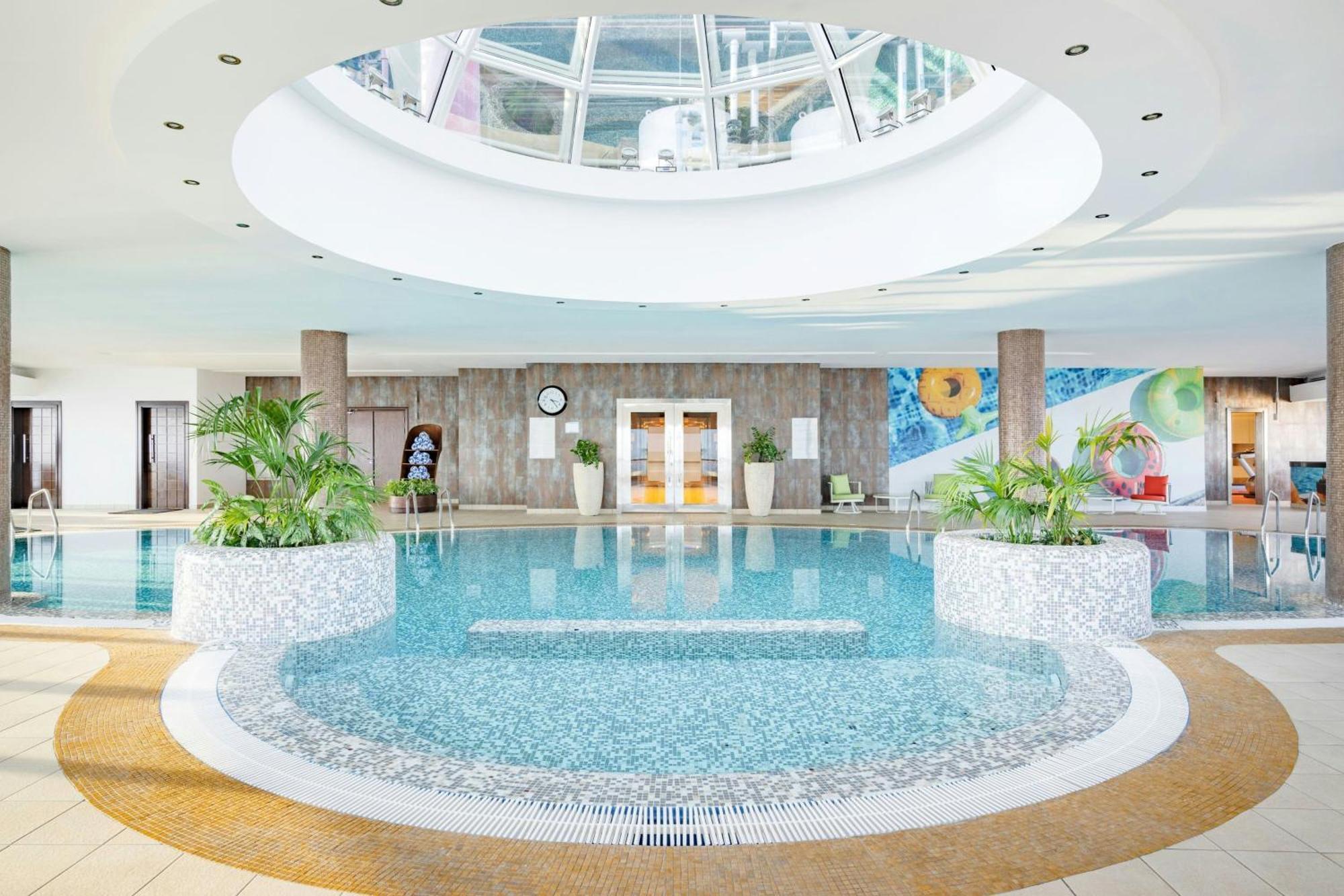 Hotel Qabila Westbay By Marriott Doha