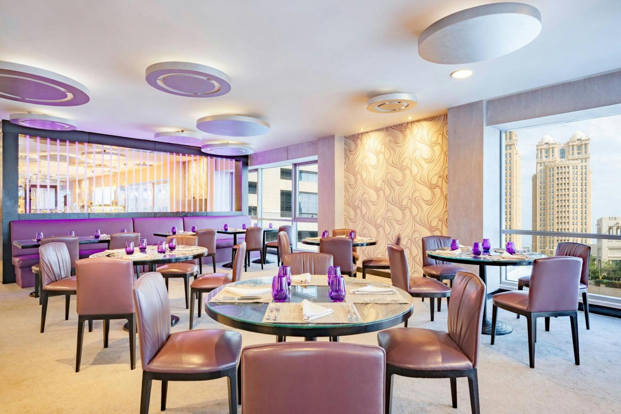 Qabila Westbay By Marriott 5* Doha