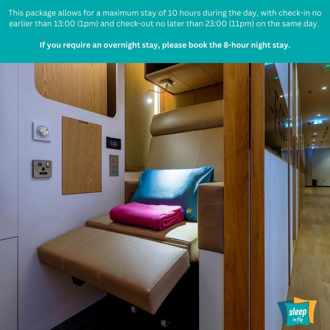 Capsule hotel Sleep 'n Fly Sleep Lounge, North Node - Transit Only *