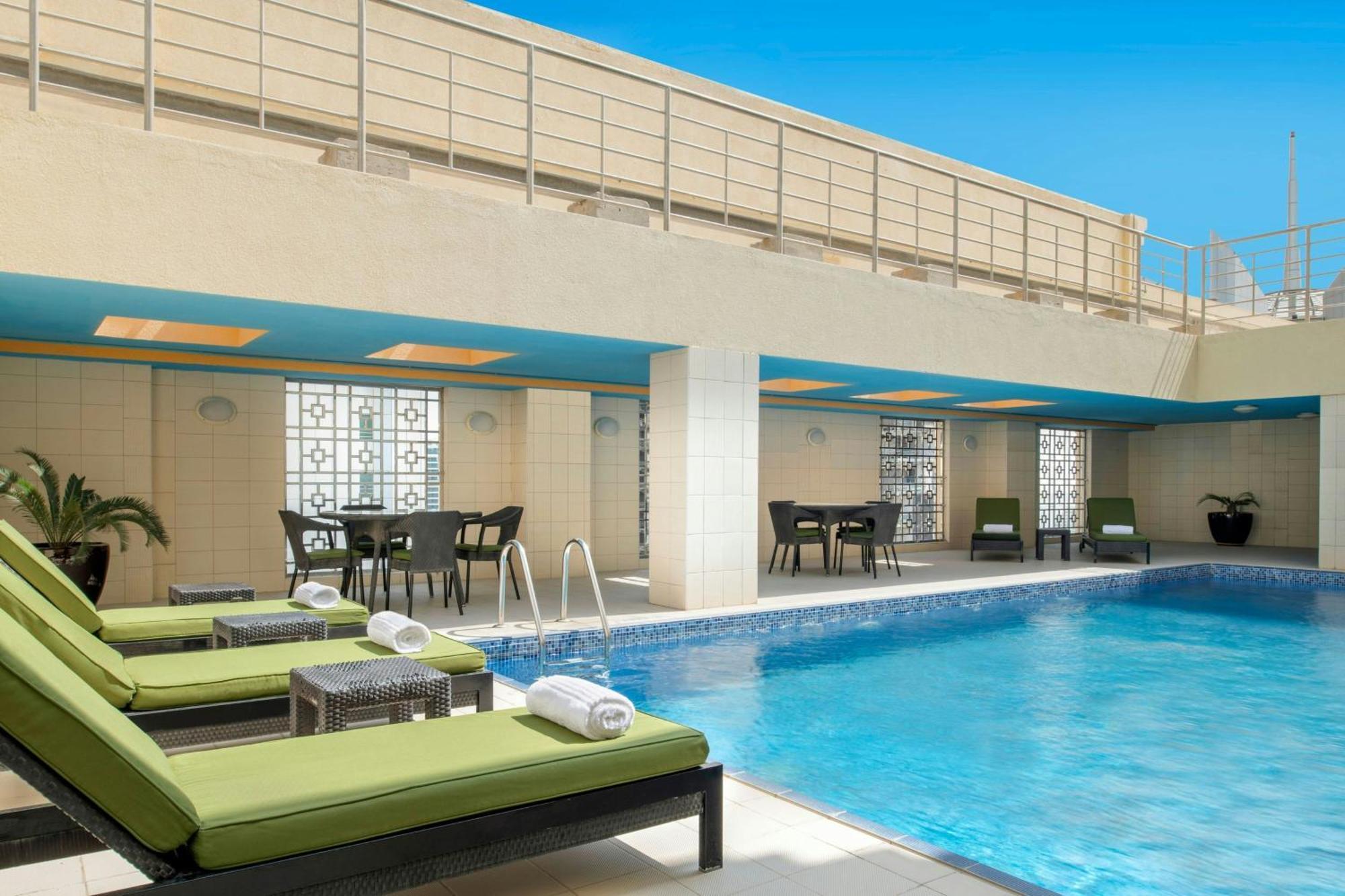 Aparthotel Marriott Executive Center 4*