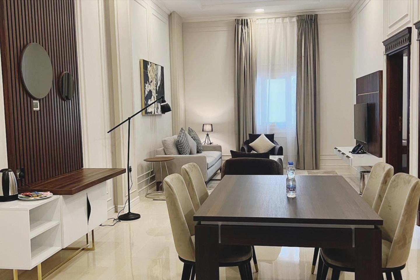 Abraj Royal 2 Hotel 4*