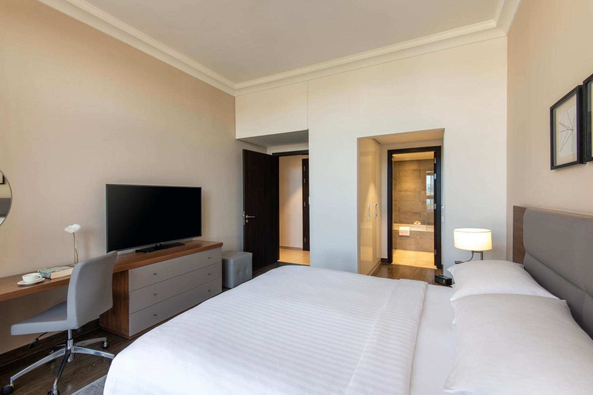 Marriott Executive Doha, Le Mirage Walk Aparthotel *