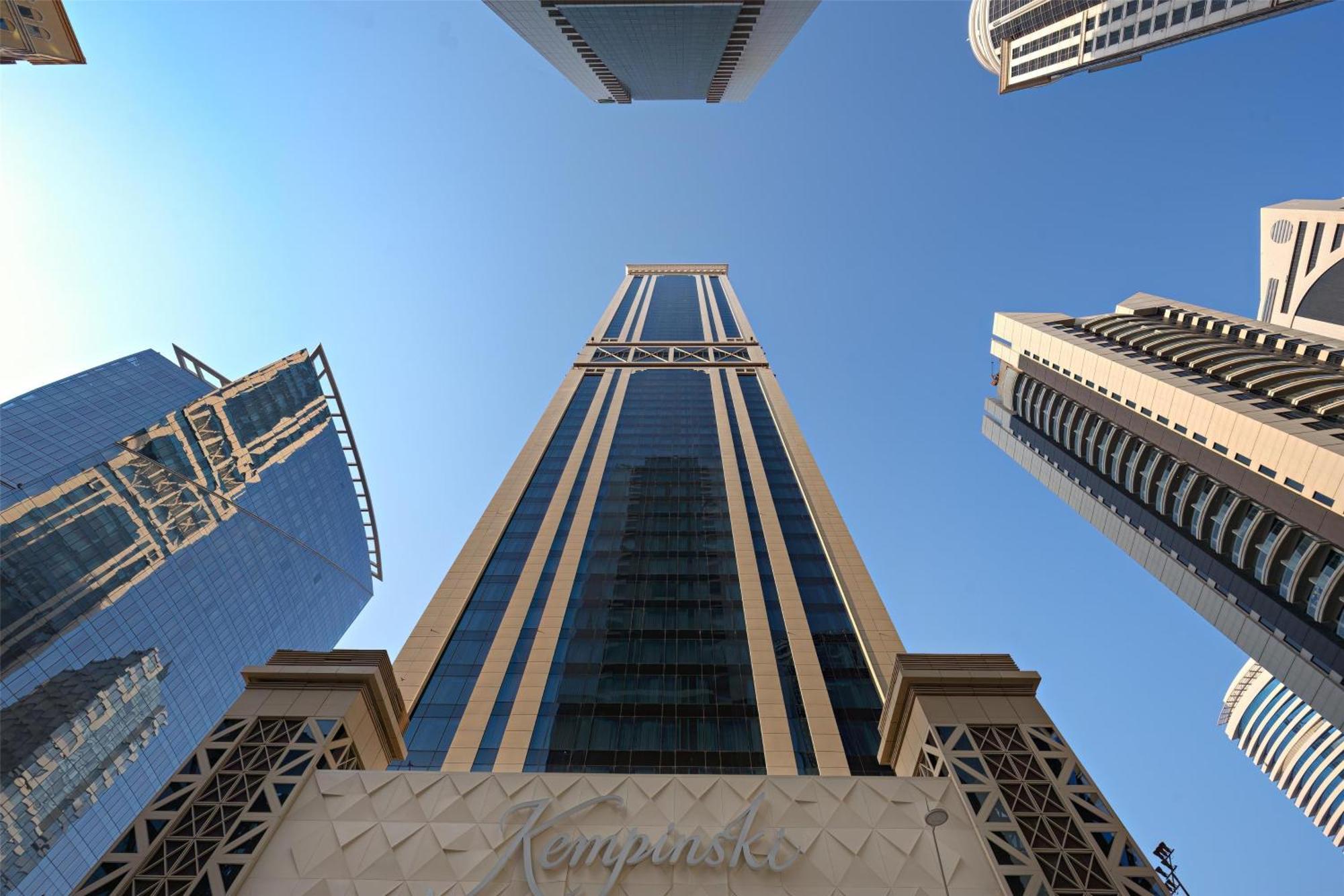 Kempinski Residences & Suites, 5*