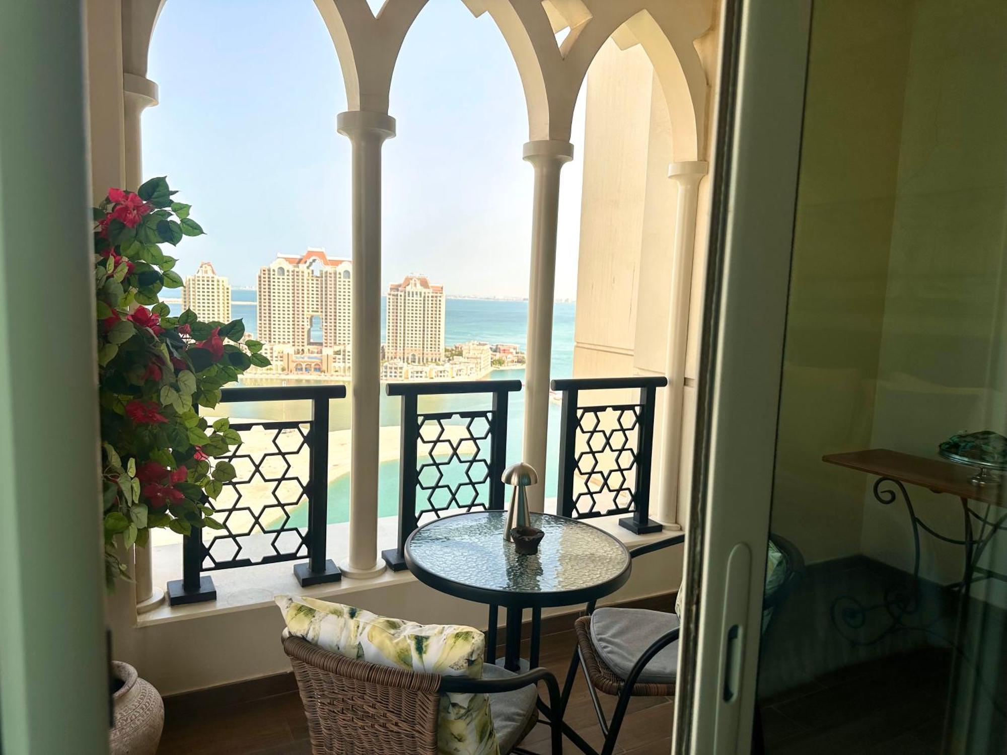 Pearl Of The Marina Baywalk Penthouse Apartment *