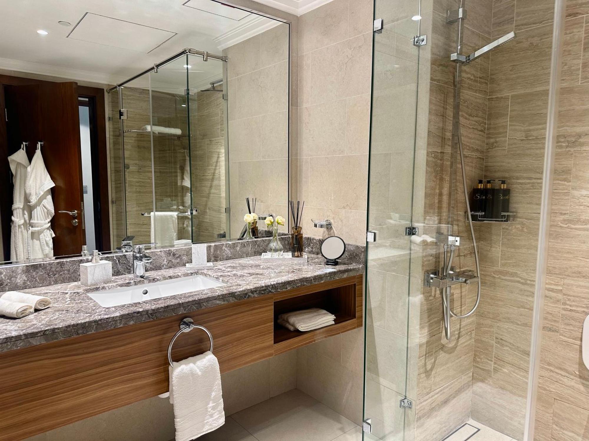 Apartment Pearl Of The Marina Baywalk Penthouse Doha