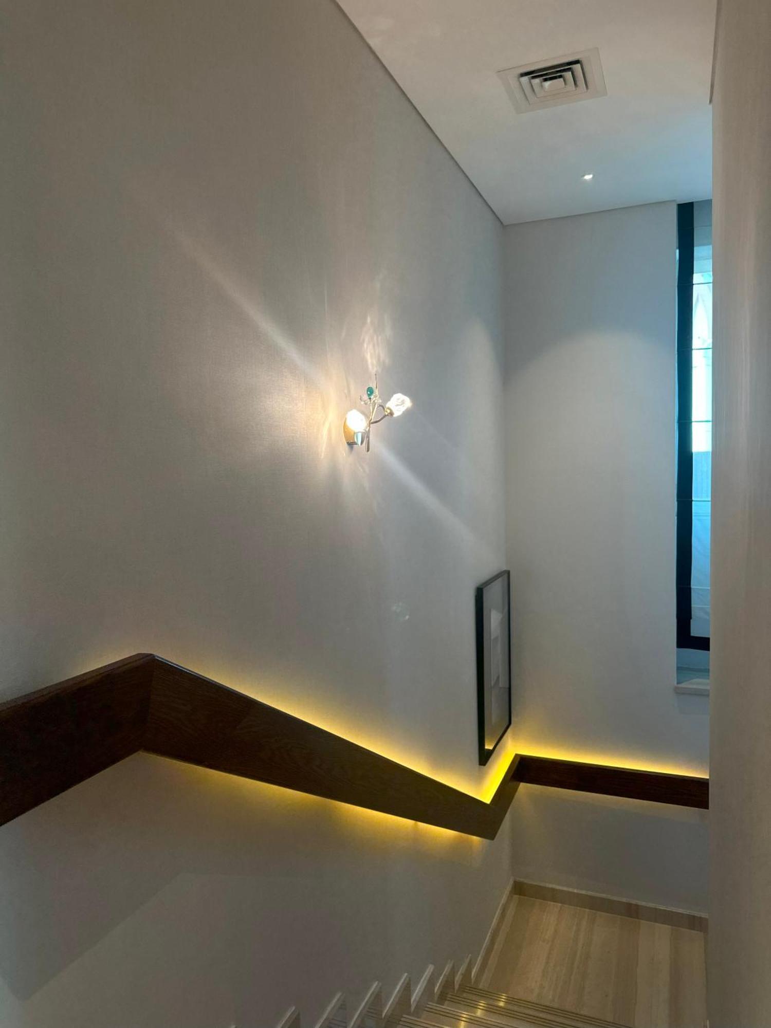 Pearl Of The Marina Baywalk Penthouse Apartment *