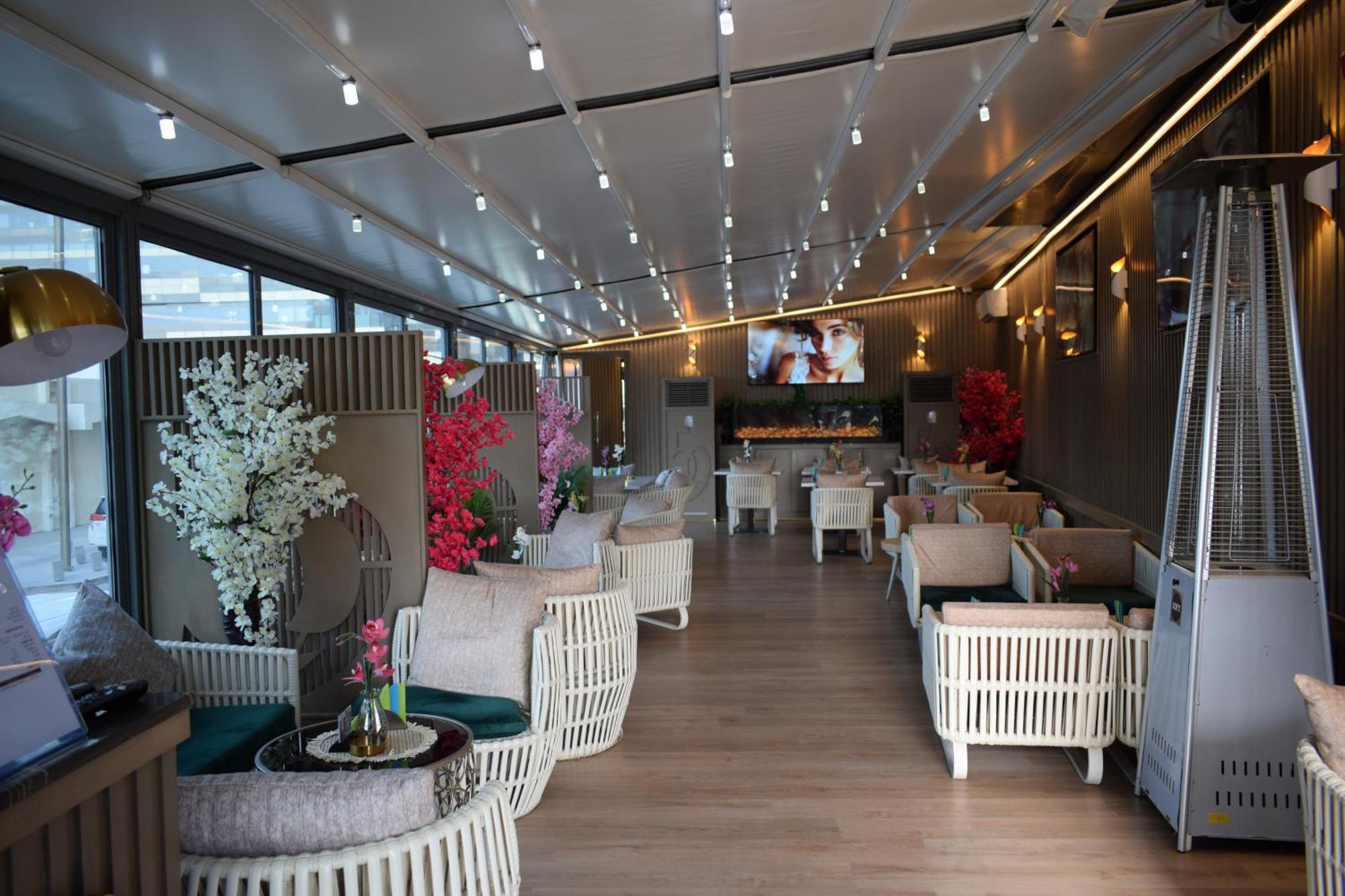 Hotel Saraya Corniche Doha