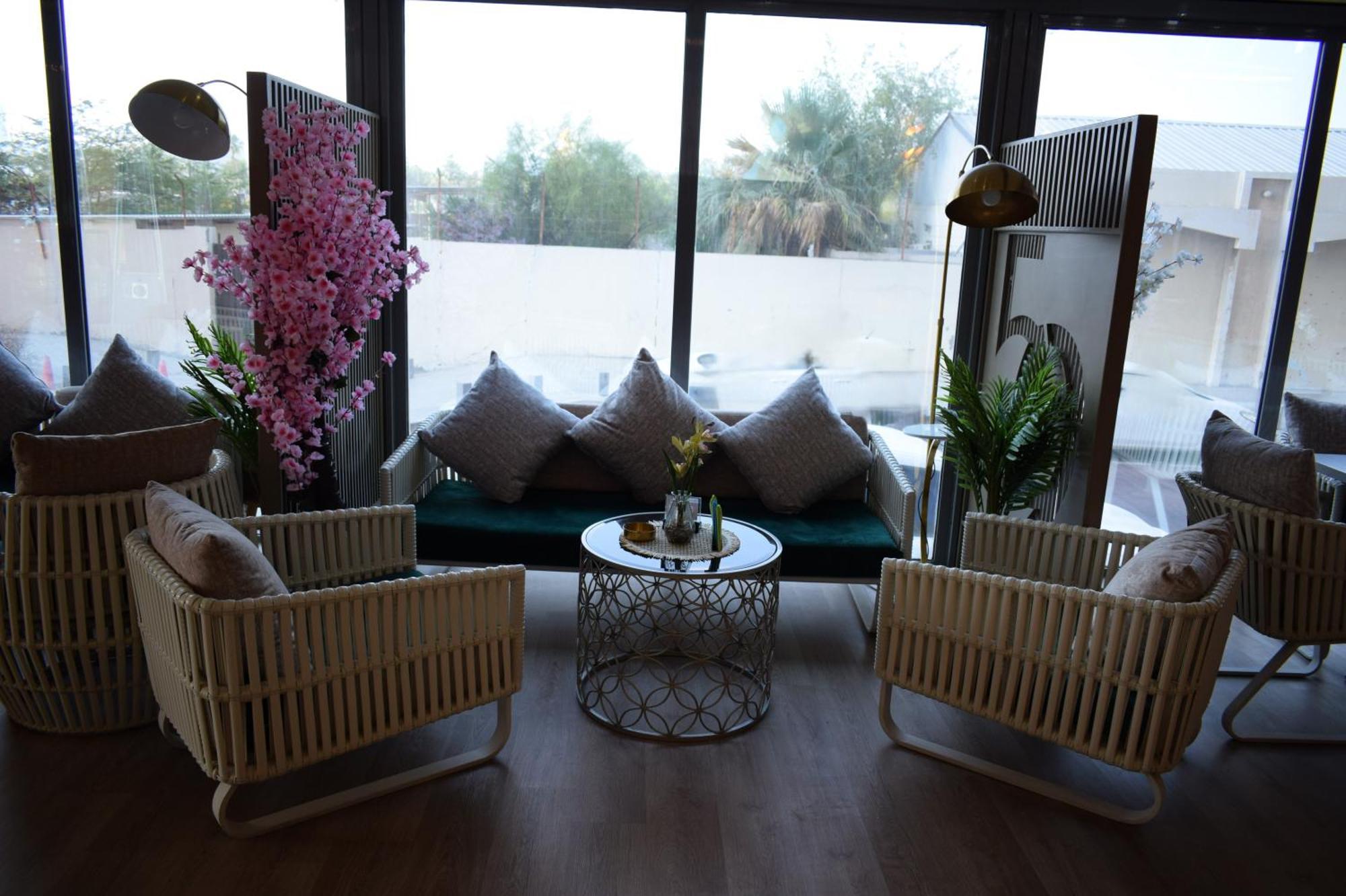 Saraya Corniche Hotel 5*