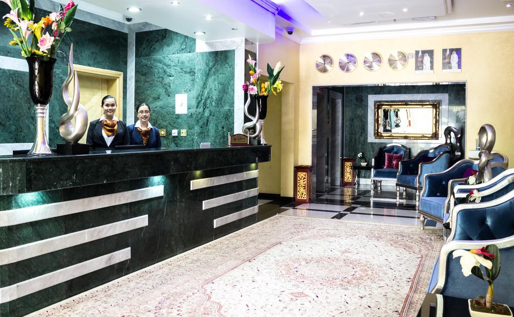 Hotel Dynasty