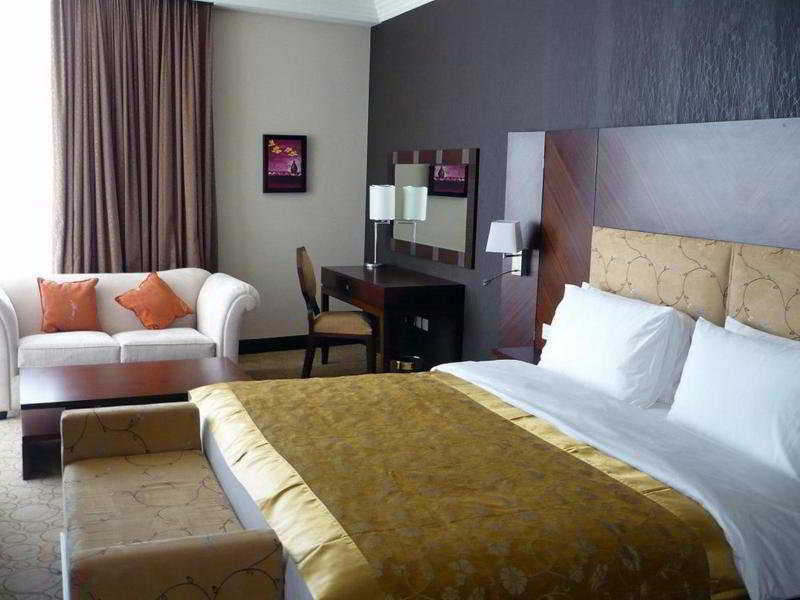 Amt Mena Doha