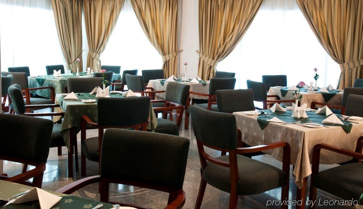 Retaj Al Sadd Aparthotel Doha