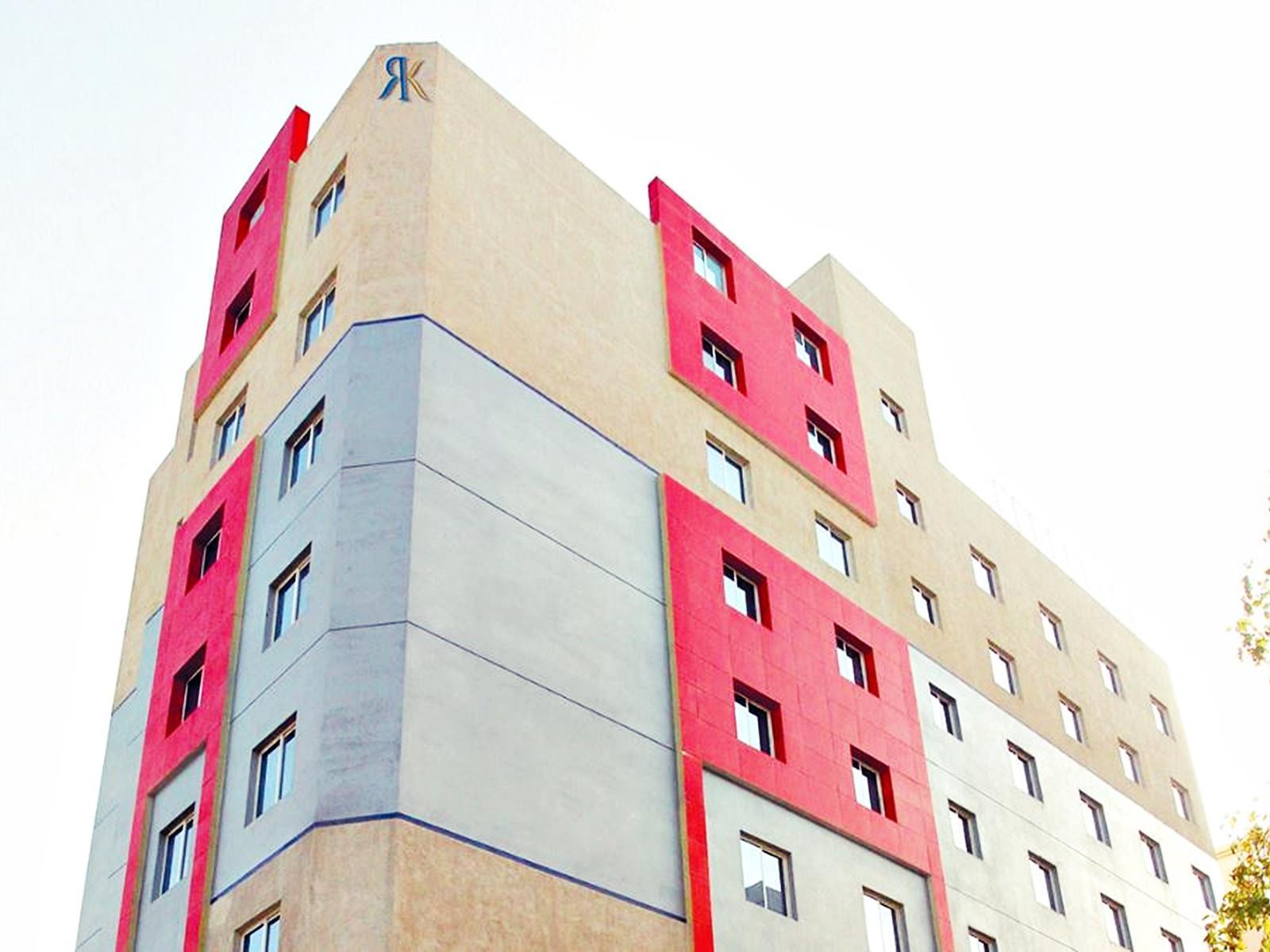 Al Liwan Rawdat Al Khail Aparthotel