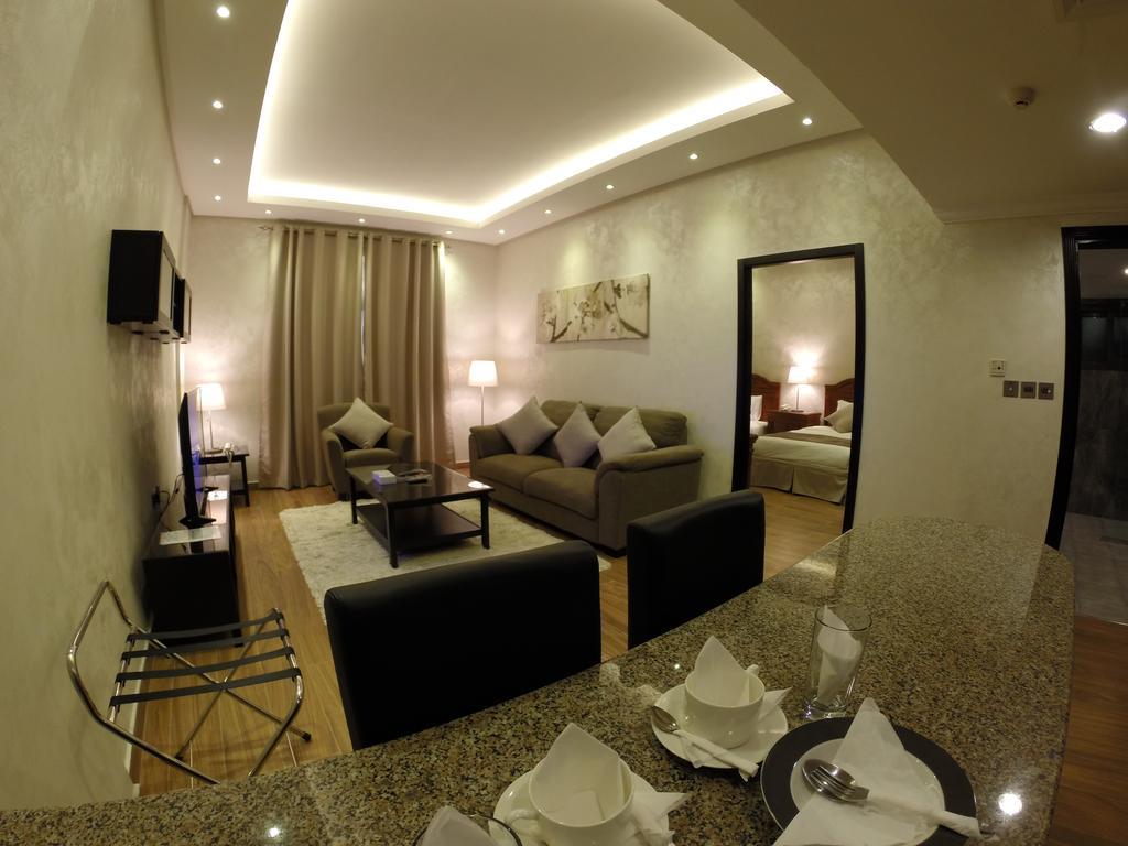 Le Park Hotel