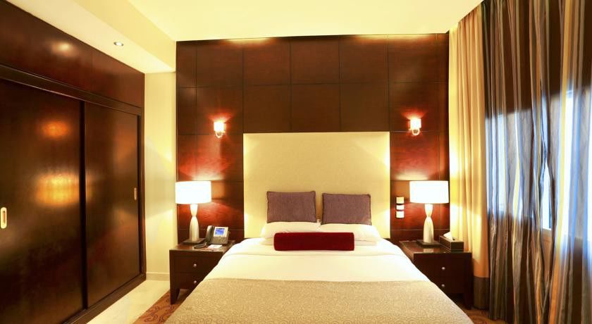 Century Hotel 4*