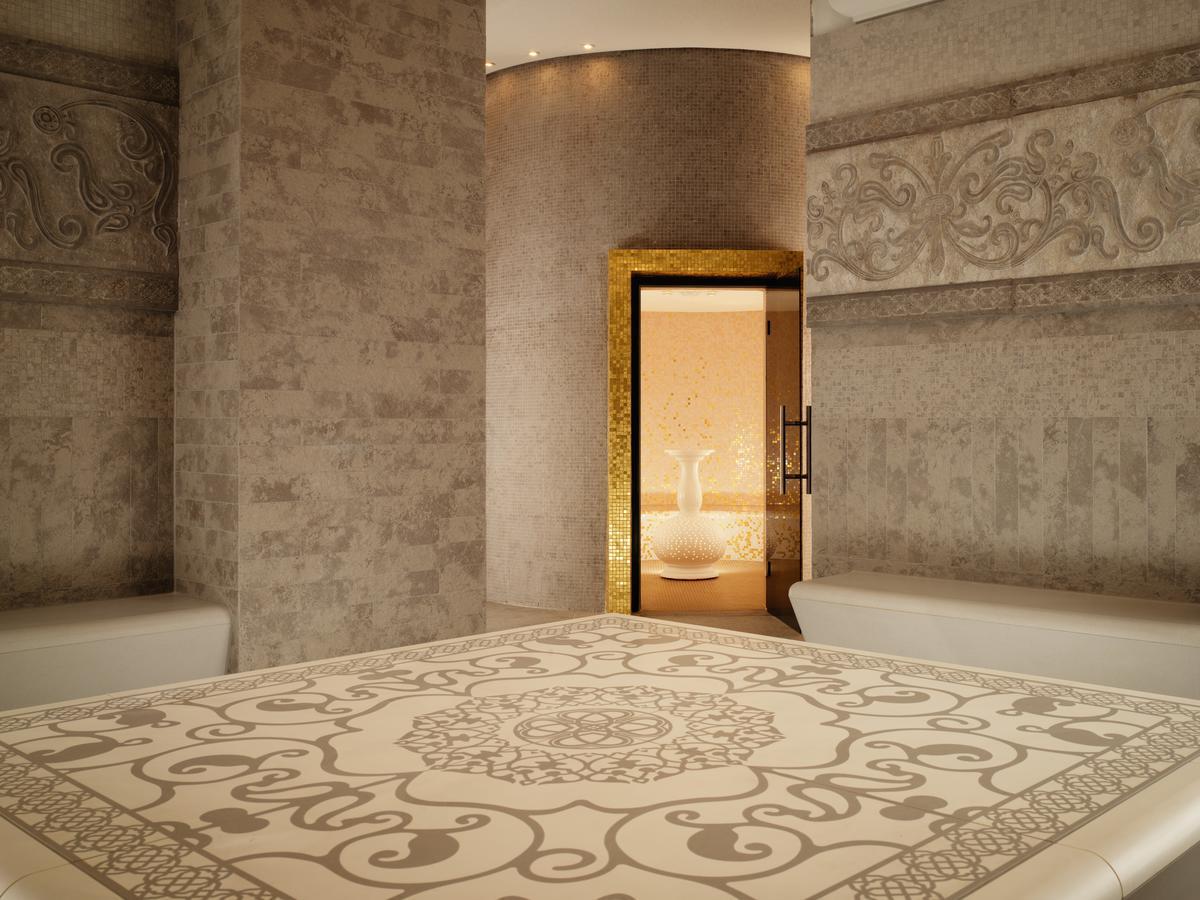 Mondrian Hotel 5*
