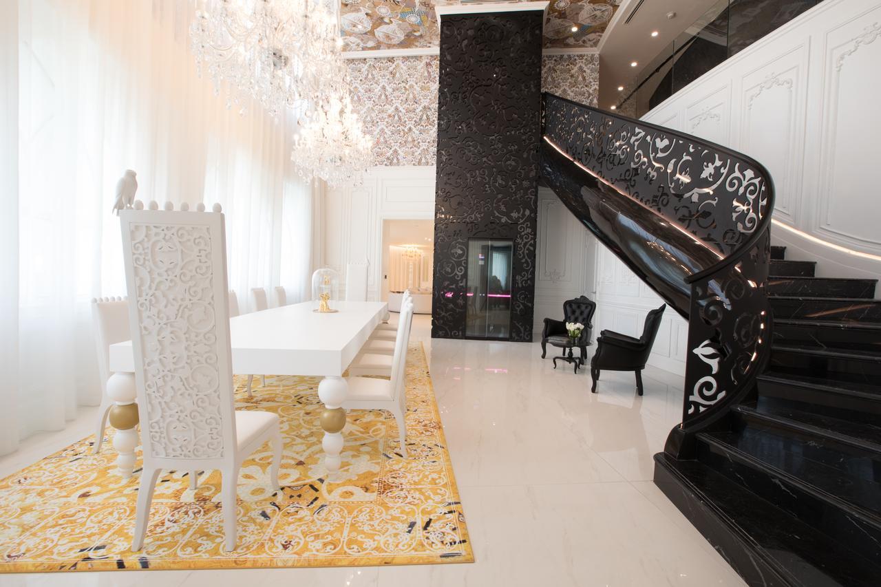 Mondrian Hotel 5*