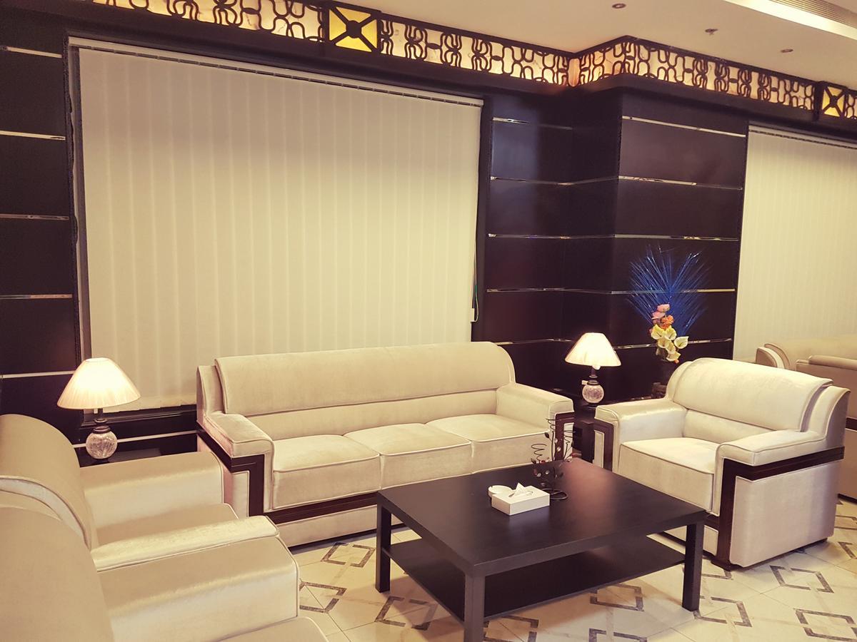 Khách sạn hẻo lánh White Moon Al Sadd