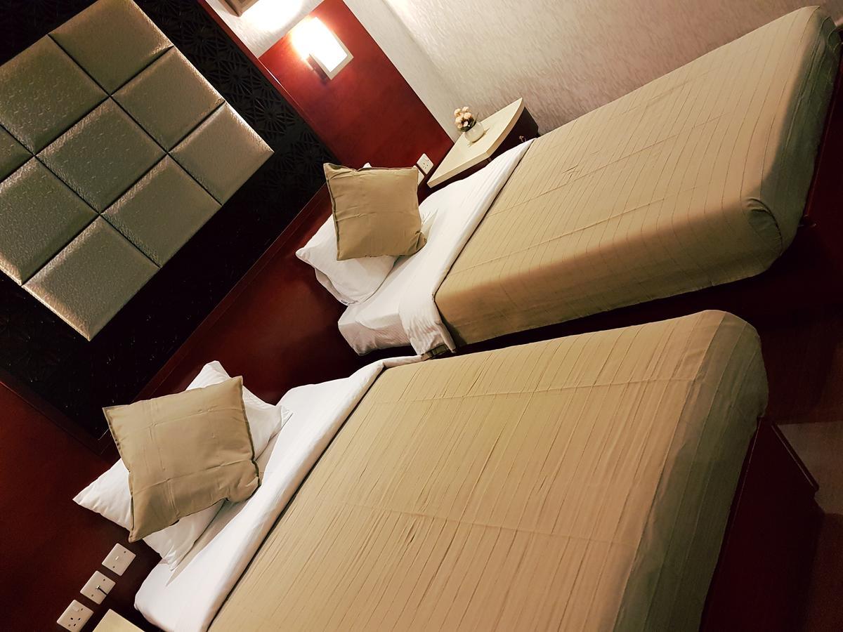 White Moon Al Sadd Khách sạn hẻo lánh 3*