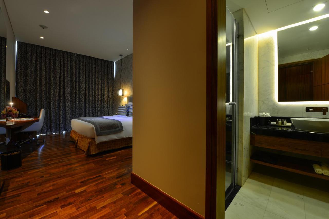 Hotel The Avenue 5*