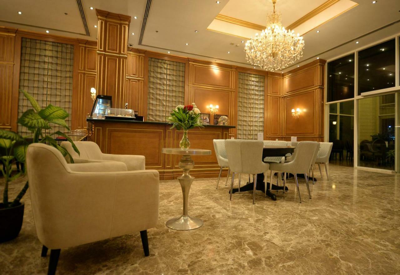Hotel Premium Strato 4*