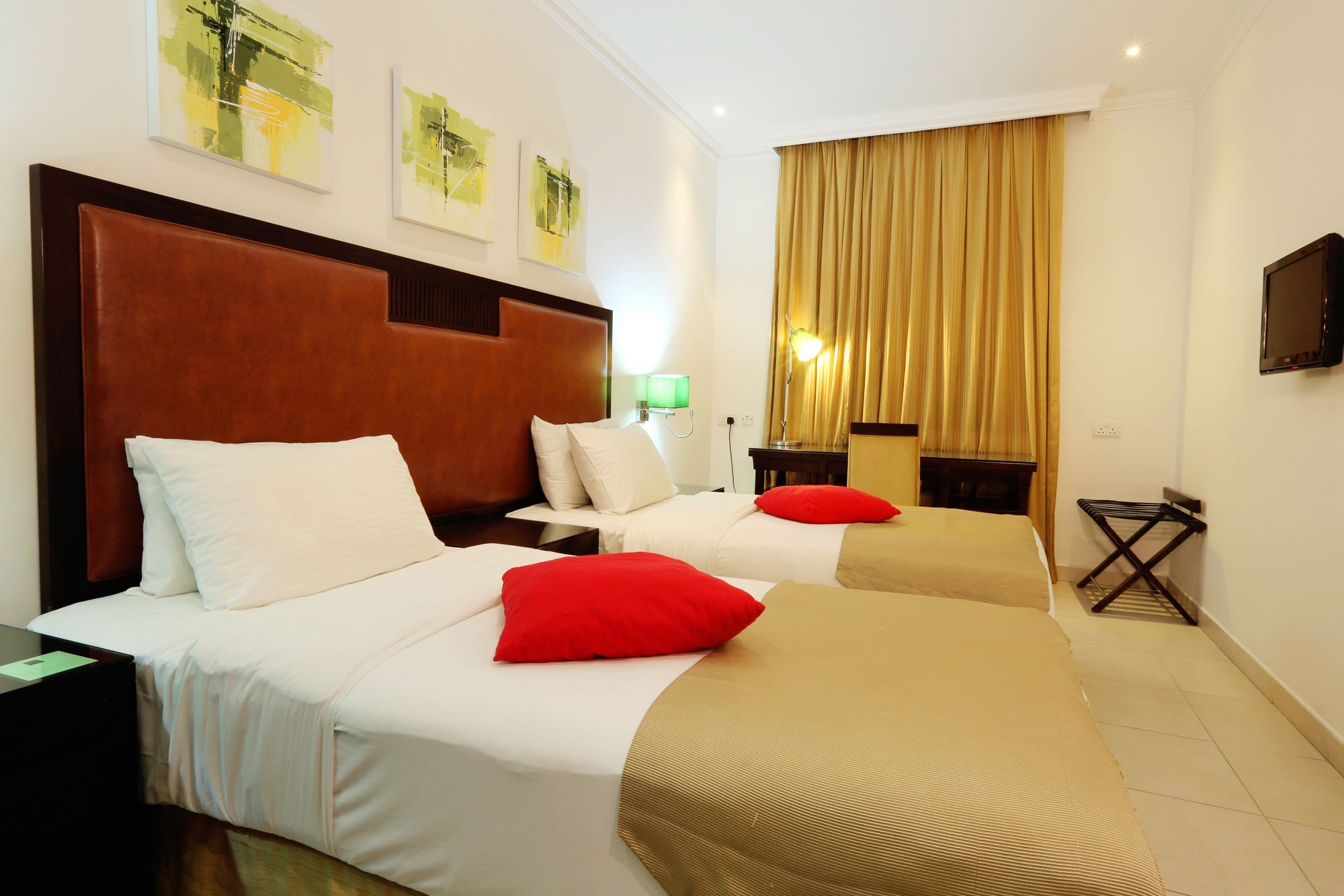 Hotel Corp Executive