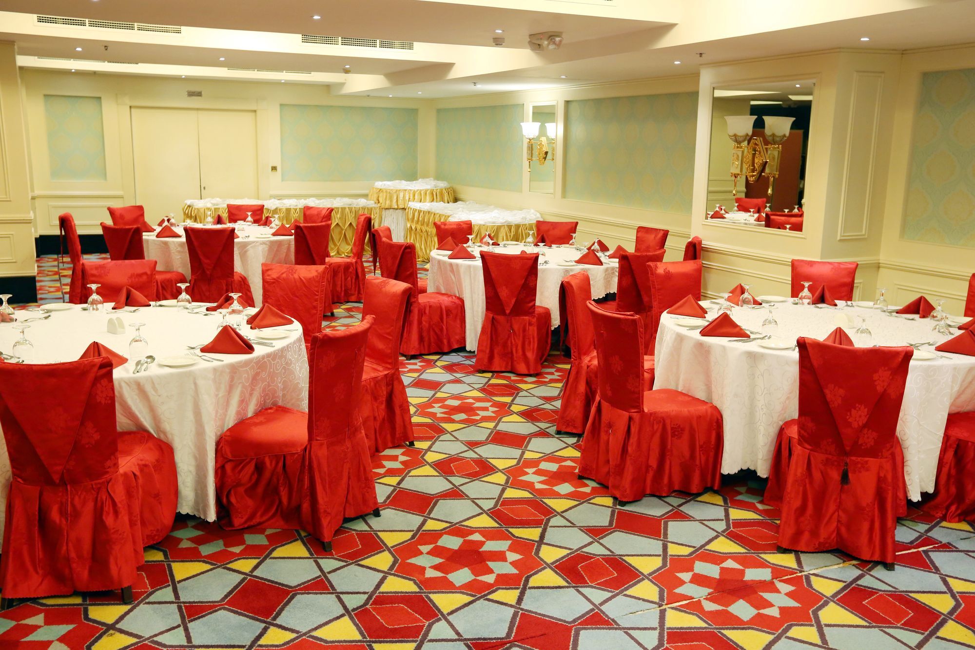 Corp Executive Hotel