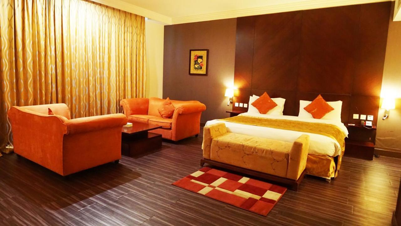 Amt Mena Aparthotel