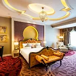 Ezdan Palace Hotel