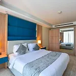 Al Mansour Suites Hotel