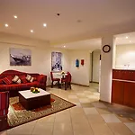 Al Liwan Suites