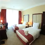 Grand Regal Hotel