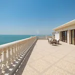 Serviced-Villa For Rent In The Pearl - Qatar
