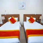 La Villa Hotel