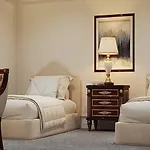 The Plaza Doha, Lxr Hotels And Resorts