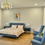 Falcon Villa
