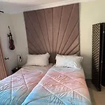 Sea View, Sunlit Studio In The Pearl