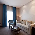 Zubarah Hotel